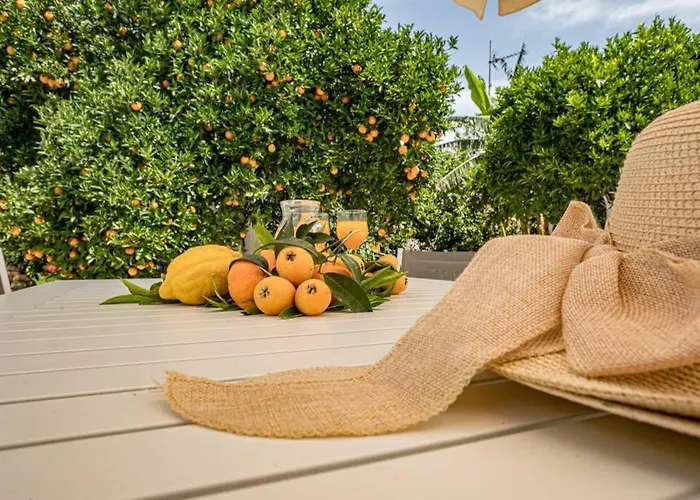 Olga's Organic Garden For A Couple! With Wifi & Ac *